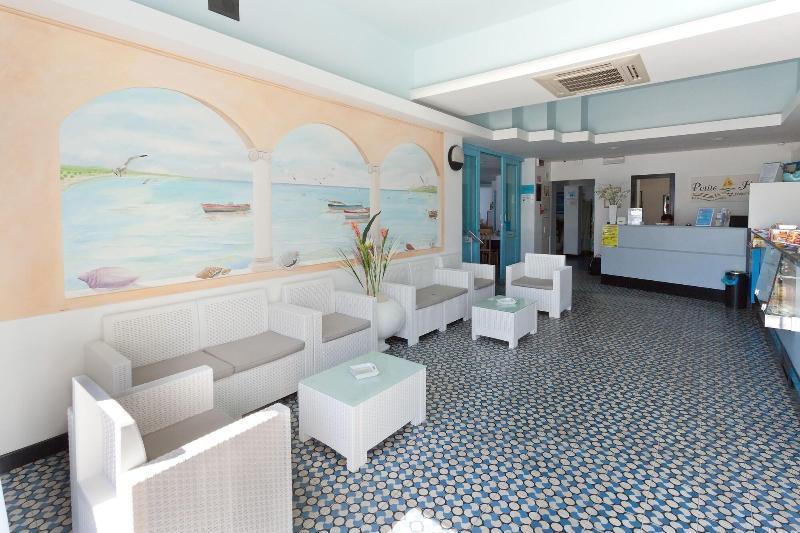 Hotel Petite Fleur Альба-Адриатика Экстерьер фото